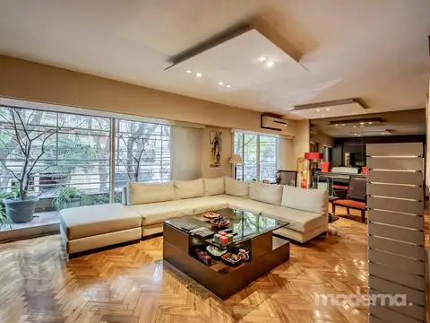Piso de categoría de 4 dormitorios Remodelado - Cochera y Baulera - Boulevard Olleros
