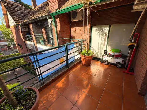 Venta Depto Duplex 3 amb c/Cochera - Banfield