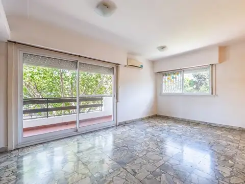 Venta PH 3 Ambientes Frente Con Terraza y Balcon Liniers