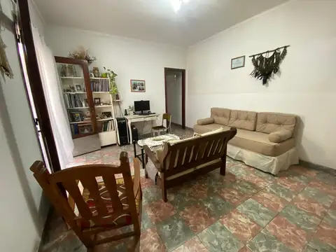 Depto Tipo Casa en Venta al Este