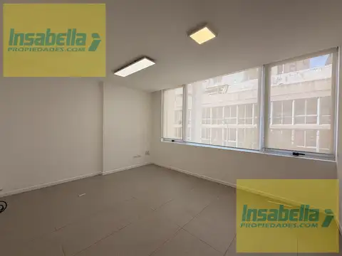 Oficina en Alquiler en Centro, $ 1.300.000
