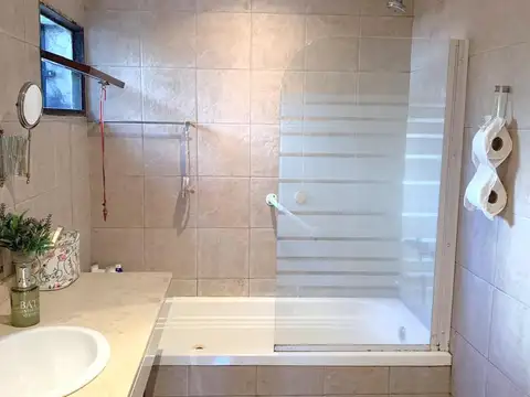 Depto Tipo Casa en Venta con 1 cocheras