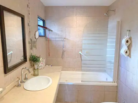 Depto Tipo Casa 4 ambientes con 2 baños