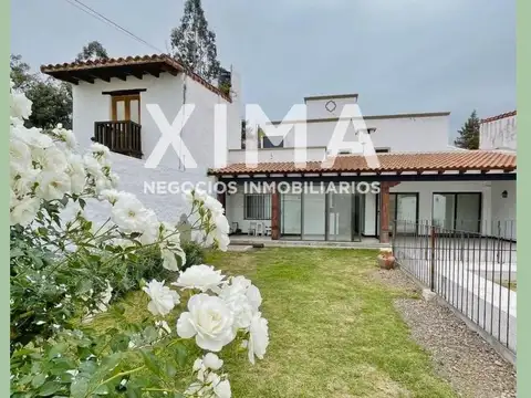 Casa En Venta Barrio Grand Bourg