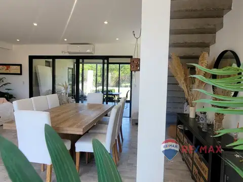Casa en Alquiler Temporal con 1 cochera
