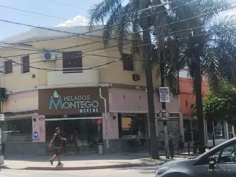 VENTA LOCALES CON VIVIENDA EN MORENO