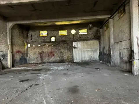 Galpon en Venta en San Miguel, USD 380.000