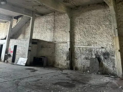 Galpon en Venta en San Miguel, USD 380.000