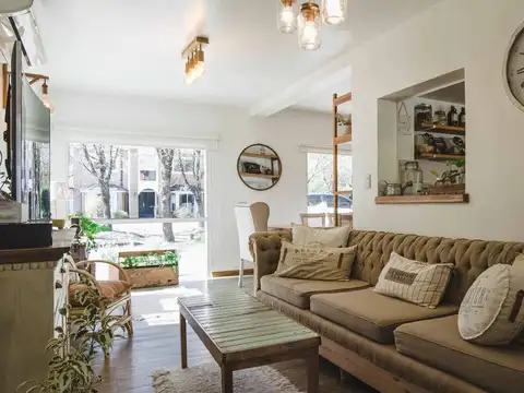 Casa en Venta en Solar Del Bosque, USD 285.000