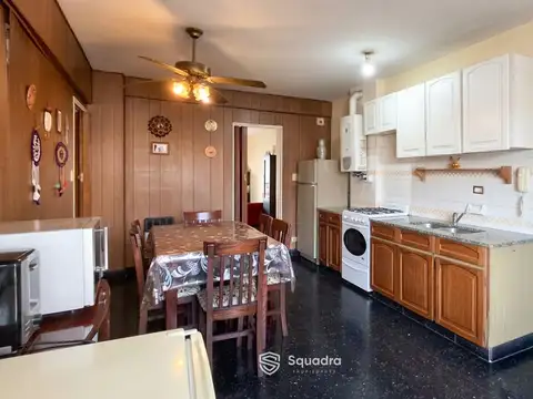 VENTA - Departamento 2 dormitorios con balcón - Macrocentro, Rosario.