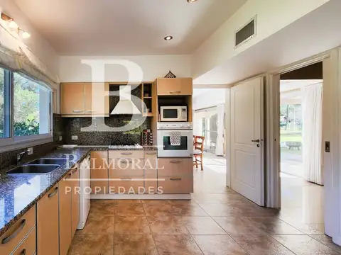 Casa en Venta Pinamar, zona Lasalle - Ref. 8294