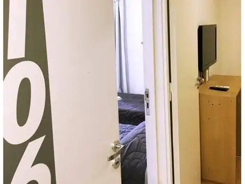 Hotel en Venta 77 años