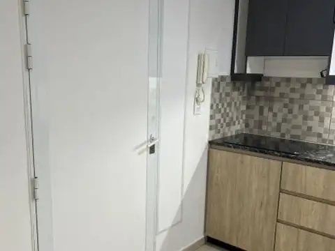 UNIDAD TIPO DUPLEX 1 DORMTIORIO CON PATIO- ZONA CENTRO
