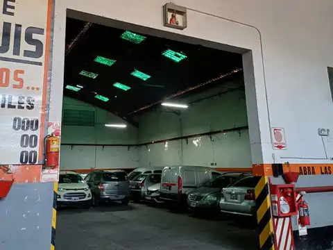 Galpon en Venta en Flores, USD 739.000