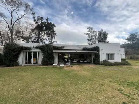 Casa en Alquiler de 4 dormitorios