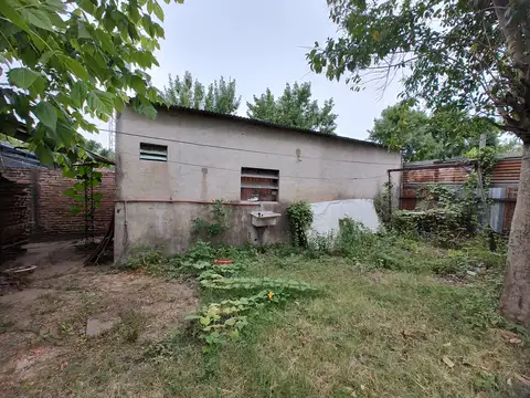 Galpon en Venta 25  mts Fondo