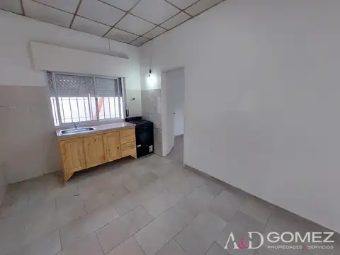 Depto Tipo Casa en Venta en Villa Ballester, USD 52.000