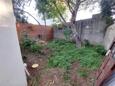 PH 2 AMB PLANTA BAJA CON PATIO Y JARDIN