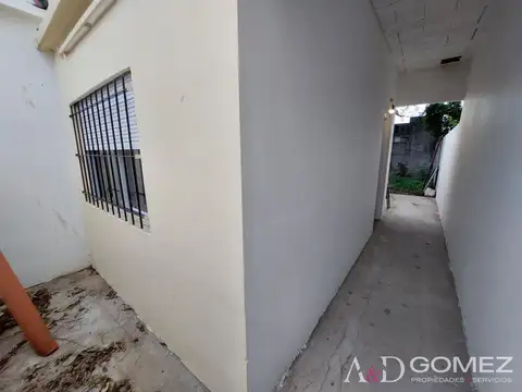 Depto Tipo Casa en Venta en Villa Ballester, USD 52.000