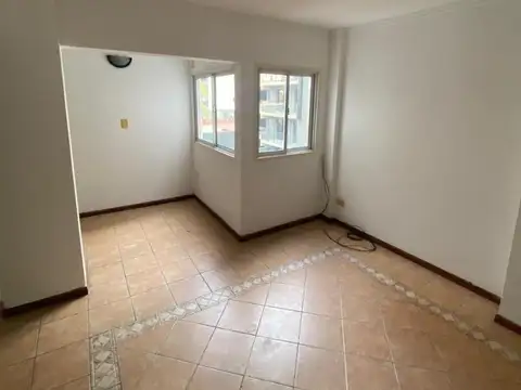 Mitre 1400