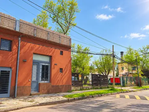 Local en Alquiler en San Isidro Lasalle / Río, $ 850.000