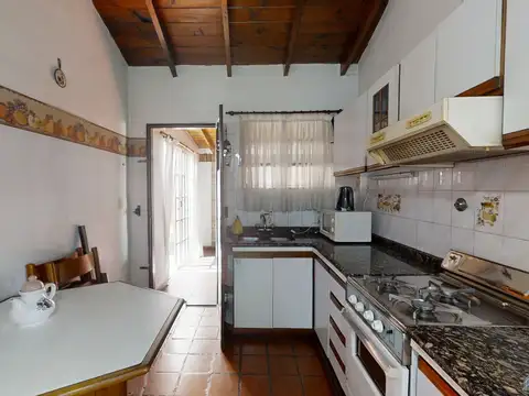 Casa en Venta con 1 cochera