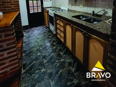 Depto Tipo Casa en Venta de 3 ambientes