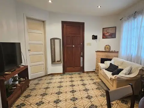 Depto Tipo Casa en Venta en Villa Adelina, USD 129.000