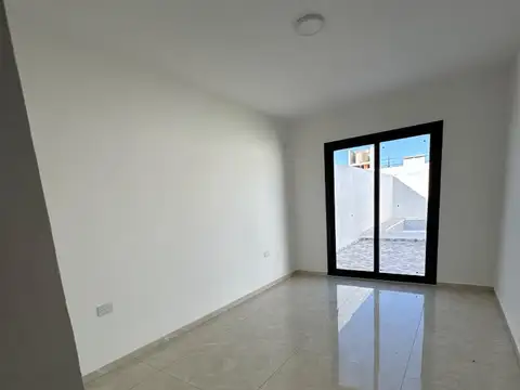 ALQUILO DUPLEX B NORTE VILLA ALLENDE, 2 DORM, PISCINA