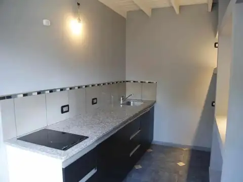 Casa en venta CITY BELL PILETA
