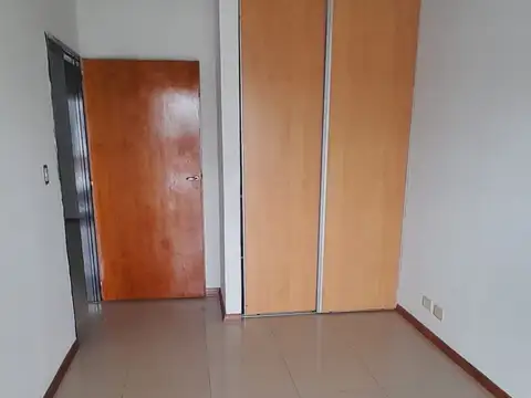 MODERNO 3 AMBIENTES CON BALCON! SOBRE RUTA 205