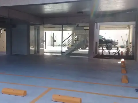 Diag Miguel Angel 5500, Piso 2