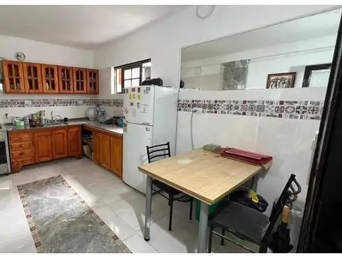 Depto Tipo Casa en Venta de 4 ambientes