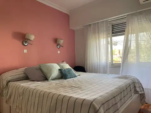 Depto Tipo Casa en Venta 42 años
