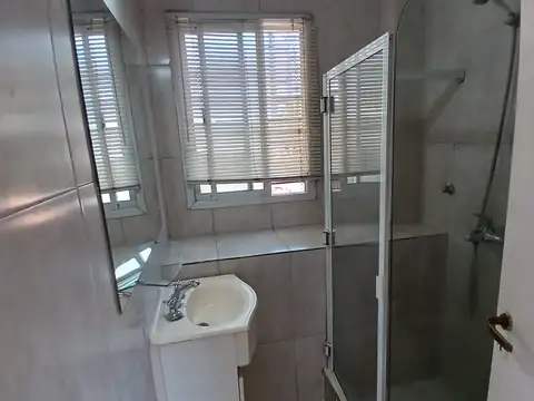 Venta Monoambiente Caballito, Muy luminoso, al frente, a metros de Av. Rivadavia