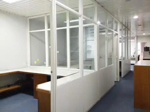 Oficina 200m2 sobre Av. de Mayo ACEPTA PERMUTA