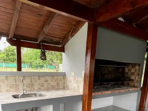 Quinta en Venta en La Florida (Zarate), USD 390.000