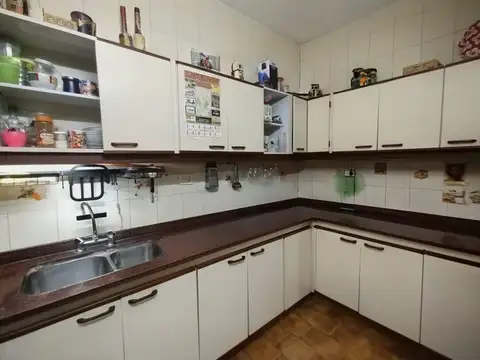 Casa, Vta, 3 Amb - Quincho - Parrilla - Cochera