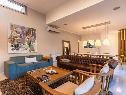 Casa en Venta en Funes, USD 470.000