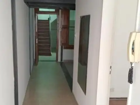 Mariano Acha 900, Piso 0