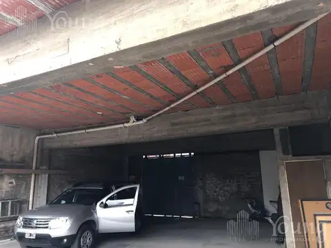 Galpon en Venta 10  mts Frente