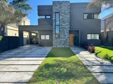 Venta Casa Brisas Adrogue 5 Ambientes Apto Crédito Permuta