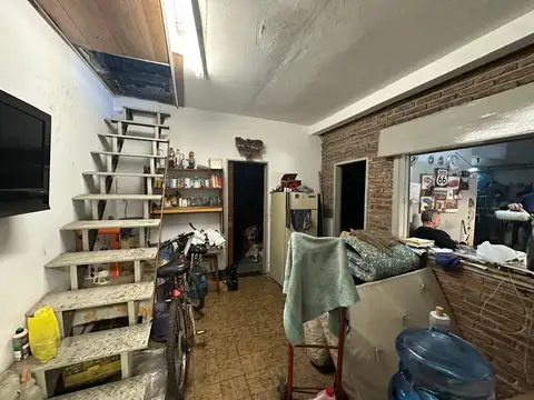Taller Mecánico con propiedad en venta