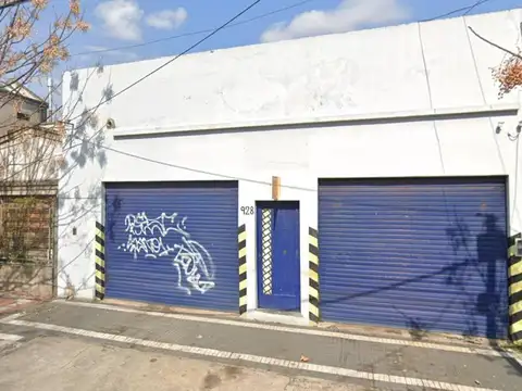 Taller Mecánico con propiedad en venta