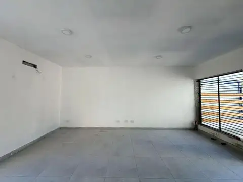 Depto Tipo Casa en Venta con 2 cocheras