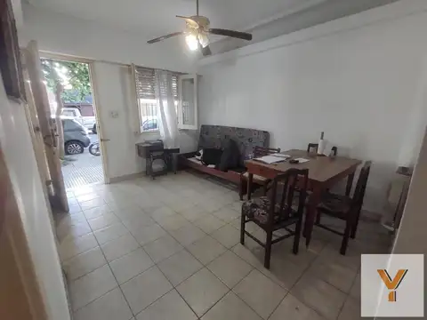Casa en Alquiler - 2 Dormitorios 1 Baño - 60mts - Villa Urquiza
