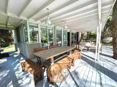 Casa en Venta en Carilo, USD 295.000