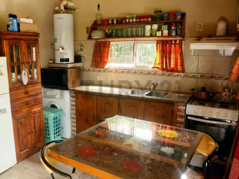 Casa 3 ambientes con 2 baños