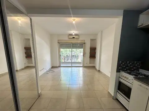 Avenida General Mosconi 3100, Piso 1°