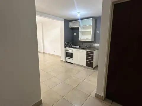 Departamento en Alquiler en Villa Pueyrredon, $ 550.000